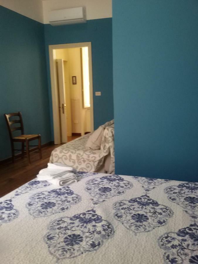 B & B Luca Giordano N6 Неаполь Экстерьер фото